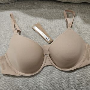 SKIMS Nude Comfort Bra